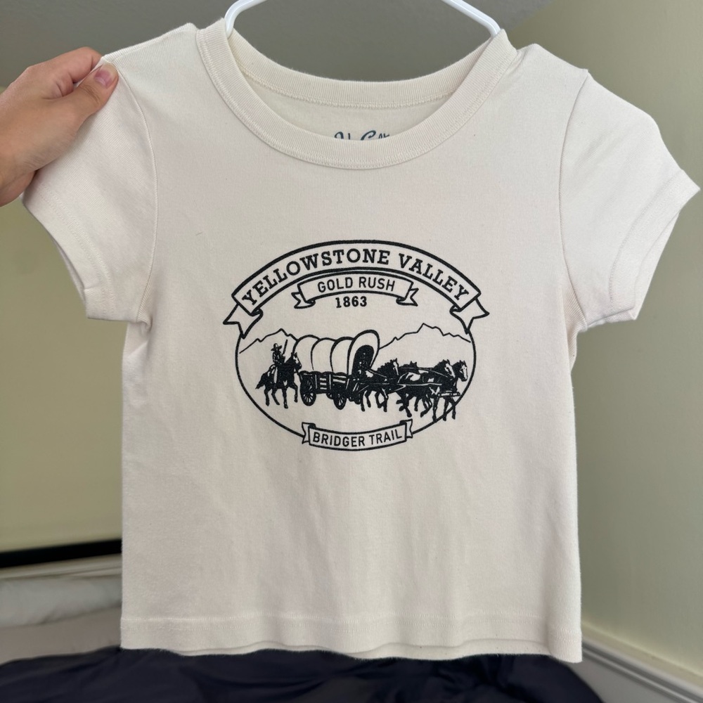 NWOT Brandy Melville Yellowstone Baby Tee